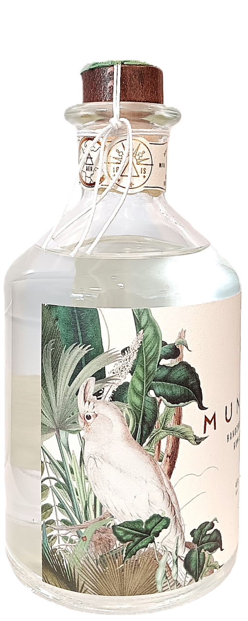 Munakra_Rum_White_Seite